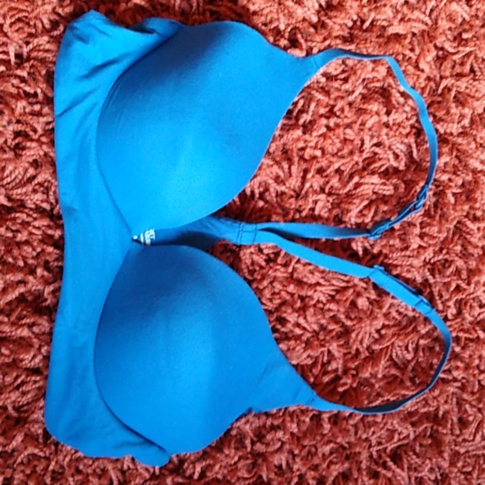 Secret Treasures 34A turquoise padded sports bra